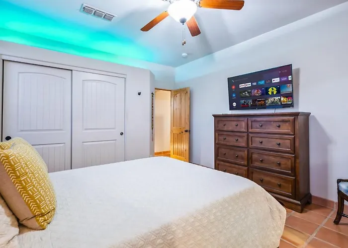 Holiday home New Santa Fe Style Pool Near Yonder Park Lake Havasu City