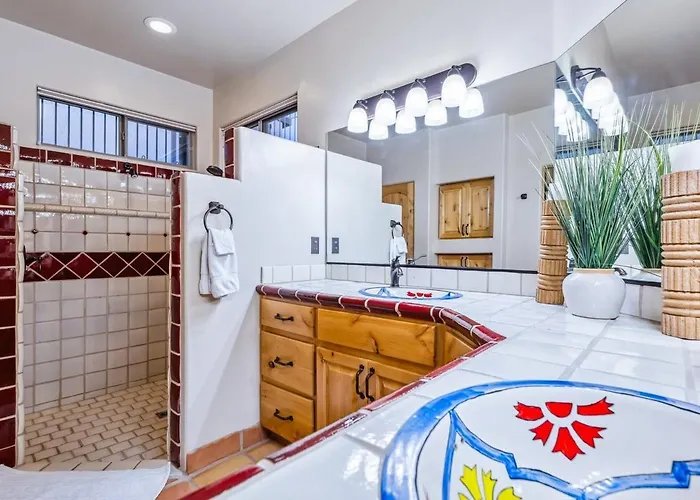 Holiday home New Santa Fe Style Pool Near Yonder Park