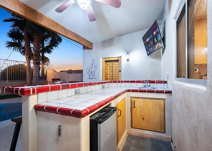 New Santa Fe Style Pool Near Yonder Park *