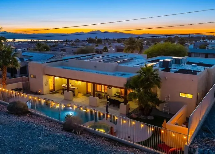 New Santa Fe Style Pool Near Yonder Park Holiday home Lake Havasu City