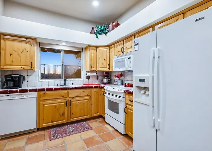New Santa Fe Style Pool Near Yonder Park * Lake Havasu City