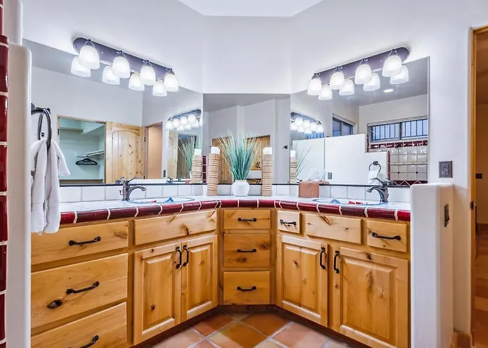 Holiday home New Santa Fe Style Pool Near Yonder Park Lake Havasu City