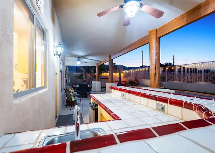 Holiday home New Santa Fe Style Pool Near Yonder Park